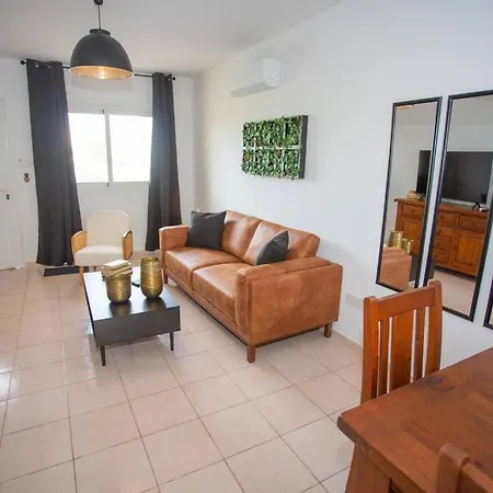 Estéa - Olympia's Skyview Townhouse With A Pool
