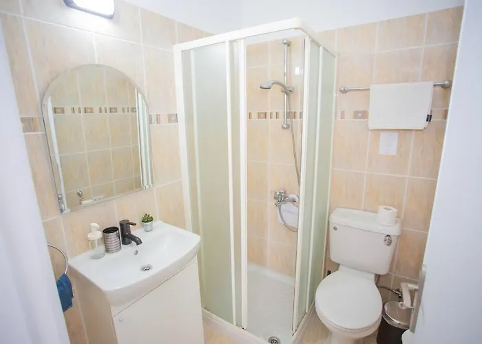 Estea - Olympia's Skyview Townhouse With A Pool * Πάφος