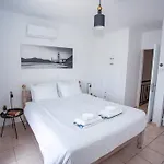 Holiday home Estea - Olympia's Skyview Townhouse With A Pool *