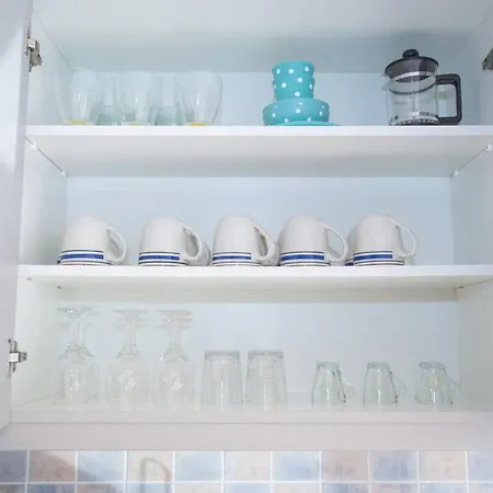 Estea - Olympia's Skyview Townhouse With A Pool *